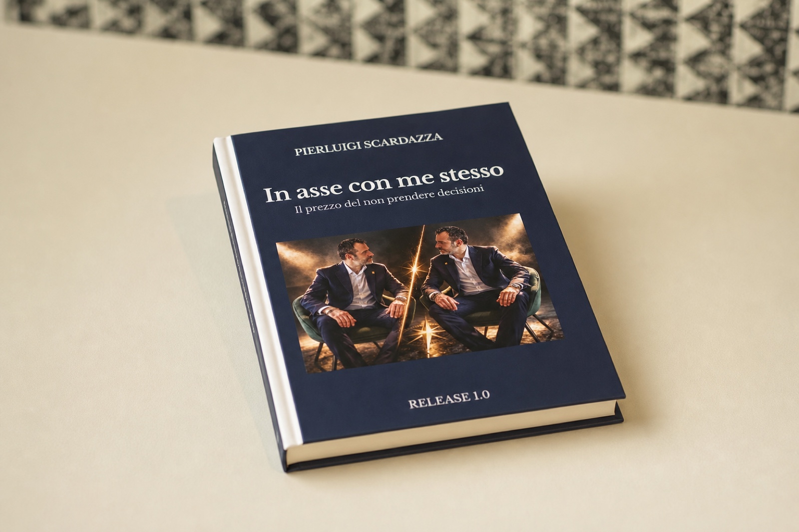 Una copia del libro In asse con me stesso di Pierluigi Scardazza